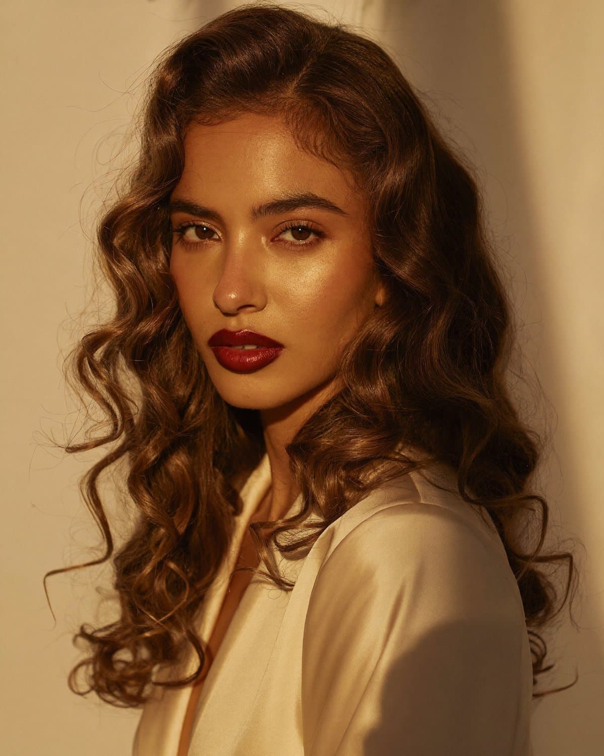 gorgioso community โ golden-hour glow portrait